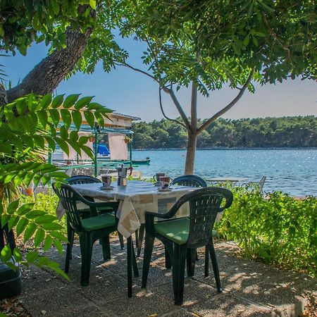 Holiday House Punta Blue & Orange 5M From The Sea, Island Cres Punta Kriza Exterior photo